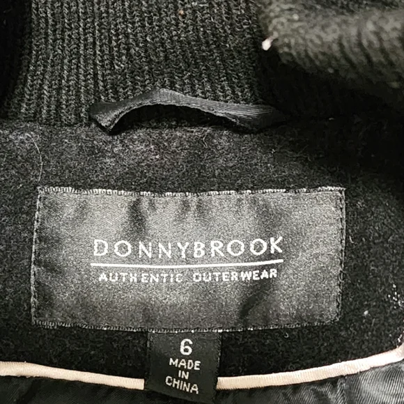 Donny Brook Elegant Black Toggle Trench Coat - Picture 5 of 14